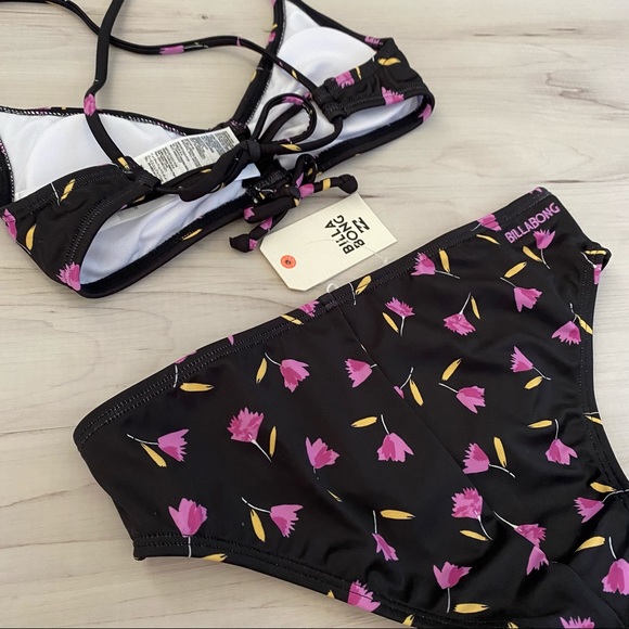 🌺 Billabong Girls’ Floral Bikini 🌺 - Picture 8 of 9